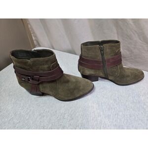 Alex Marie Suede Ankle Boots w/Tassels&Zipper. Sz 8.5M "Olive/Whiskey"Orig. Box.